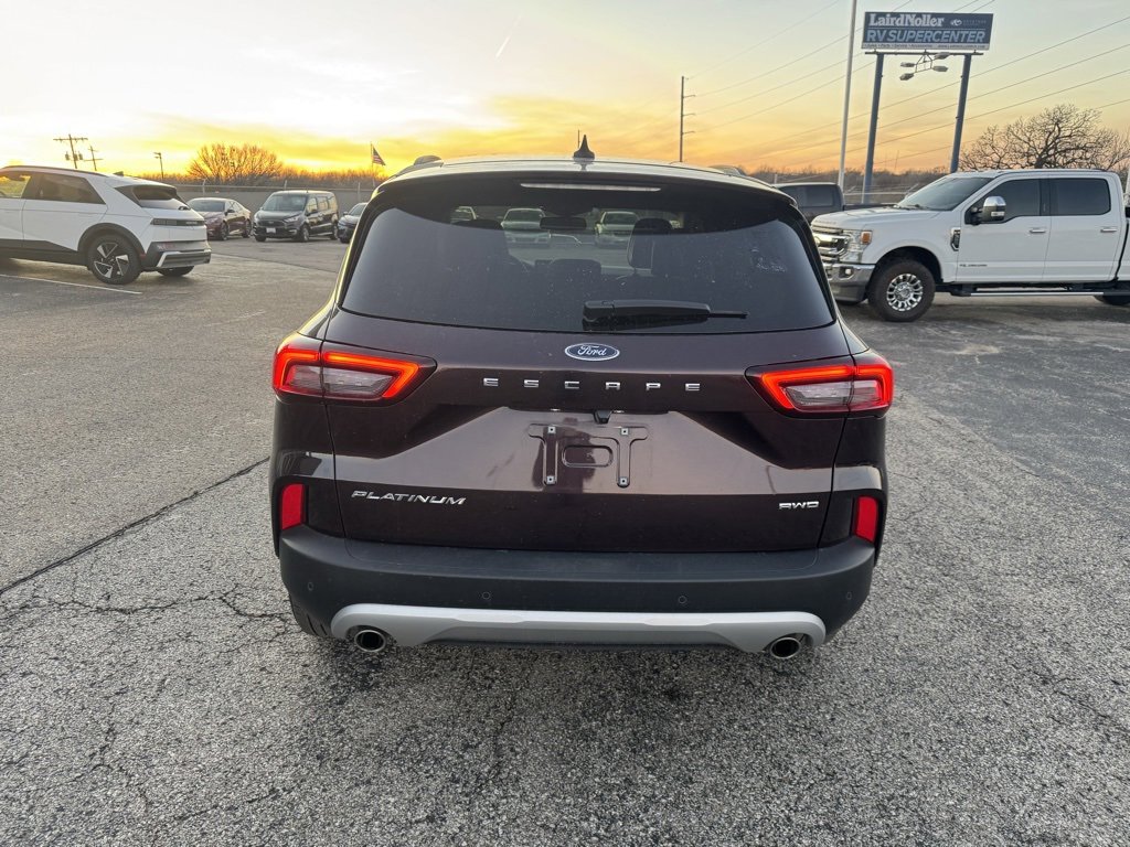 Used 2023 Ford Escape Platinum image 10