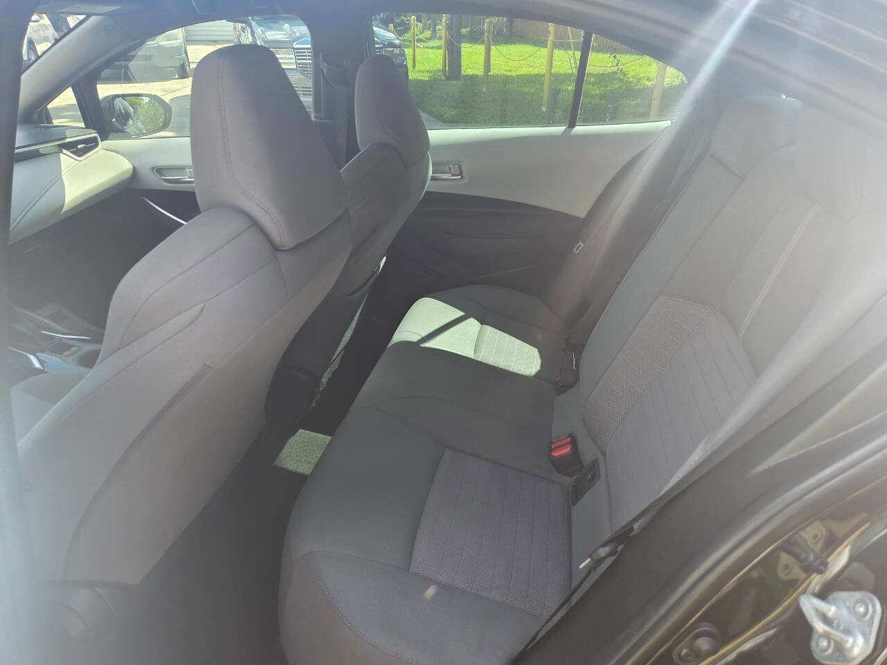 Used 2020 Toyota Corolla SE image 12