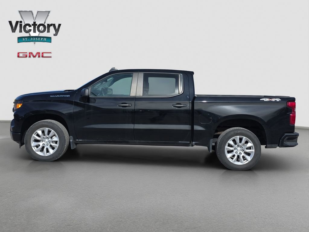 Used 2023 Chevrolet Silverado 1500 Custom image 6