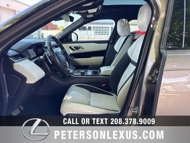 Used 2019 Land Rover Range Rover Velar R-Dynamic SE AWD/4WD image 23