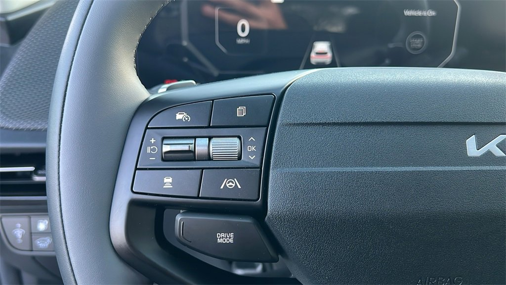 New 2025 Kia EV6 Wind image 18