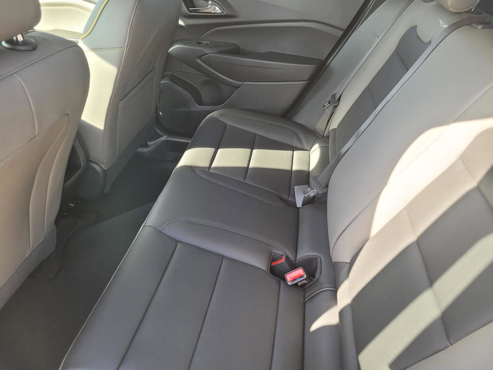 New 2026 Chevrolet Trax ACTIV FWD image 9