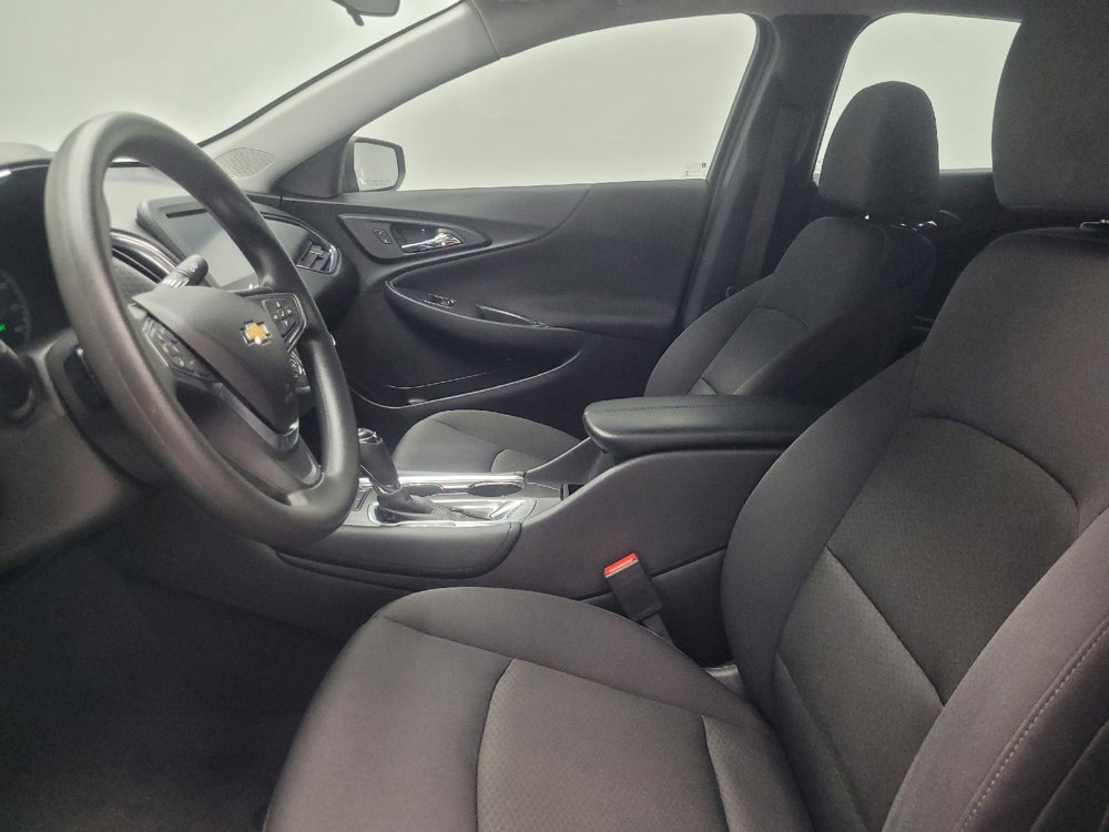 Used 2016 Chevrolet Malibu LT FWD image 17
