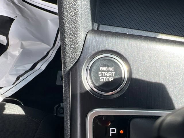 Certified 2026 Kia Sportage LX FWD image 24