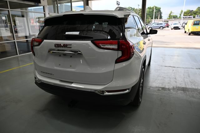 Used 2023 GMC Terrain SLT FWD image 5