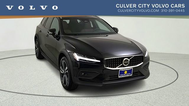 New 2026 Volvo V60 B5 Cross Country Plus w/ Protection Package Premier AWD/4WD image 1