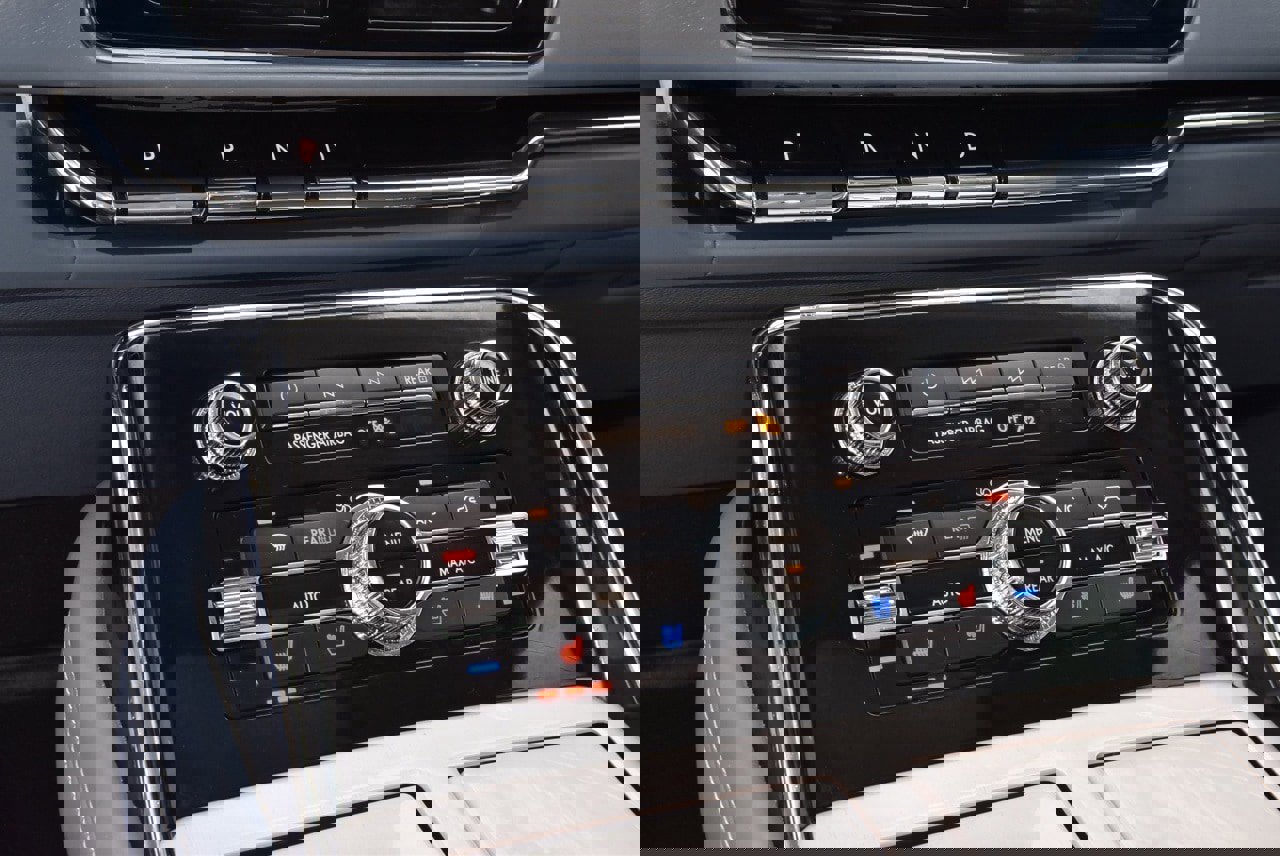 Used 2020 Lincoln Navigator Black Label image 32