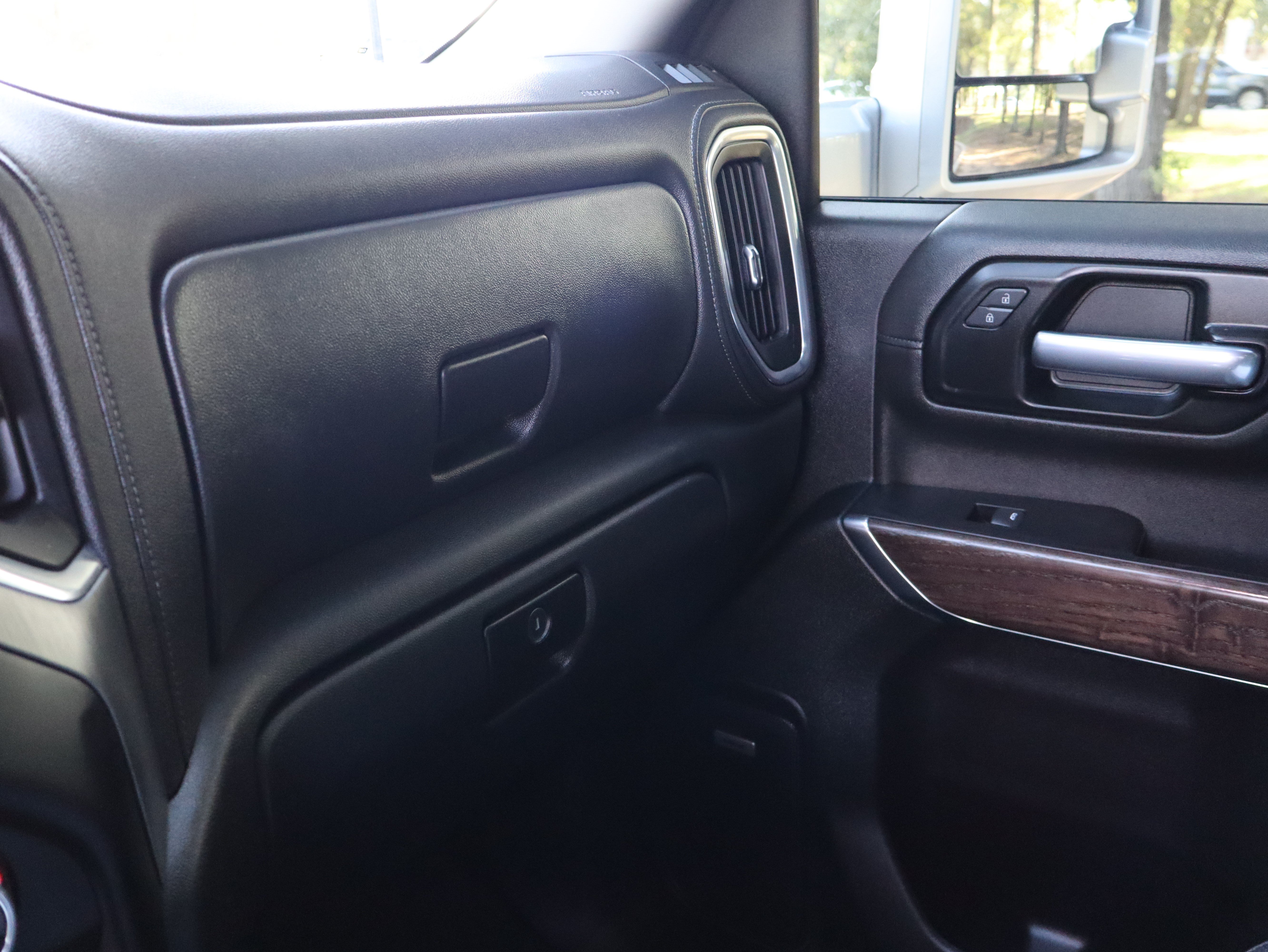 Used 2021 GMC Sierra 3500 Denali w/ Denali Ultimate Package AWD/4WD image 43