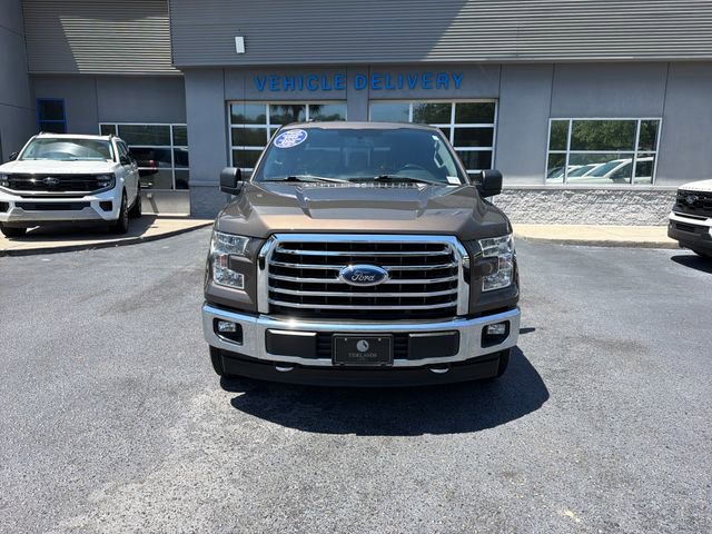 Used 2017 Ford F150 XLT w/ Equipment Group 302A Luxury AWD/4WD image 3
