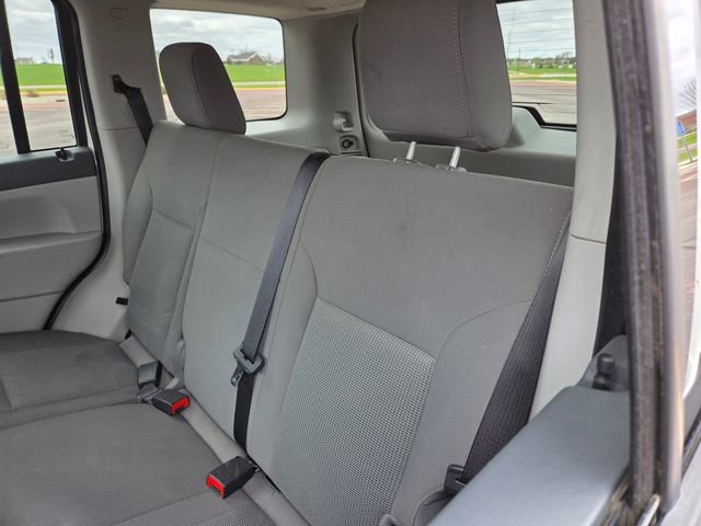 Used 2008 Jeep Liberty Sport w/ Popular Equipment Group AWD/4WD image 35
