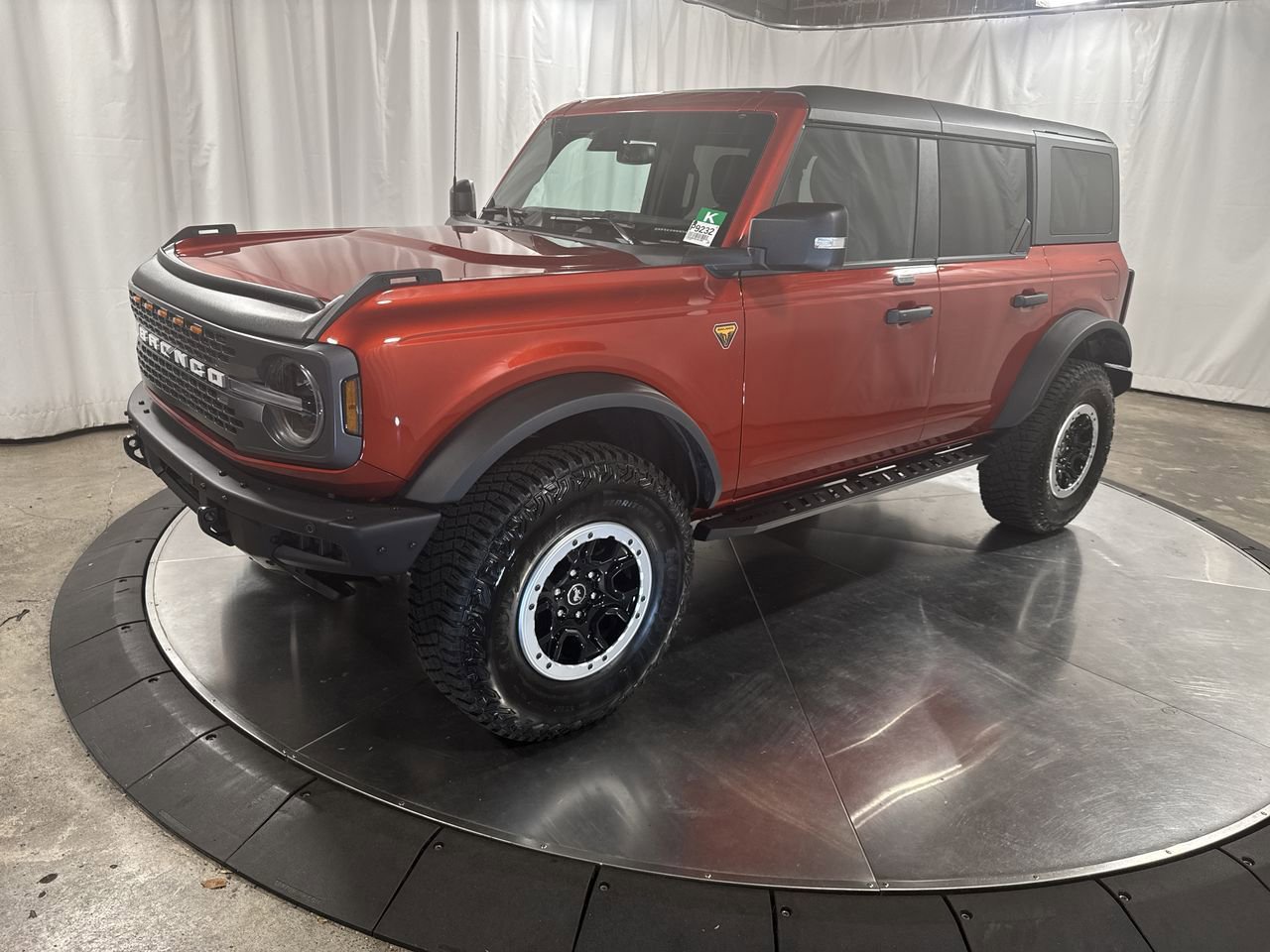 Used 2024 Ford Bronco Badlands video 1