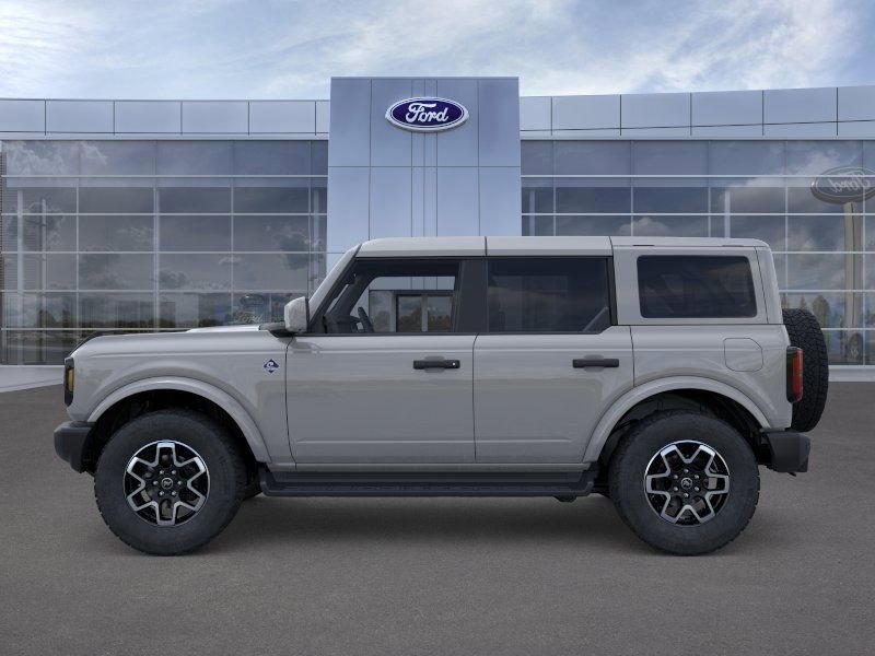 New 2026 Ford Bronco Outer Banks image 3