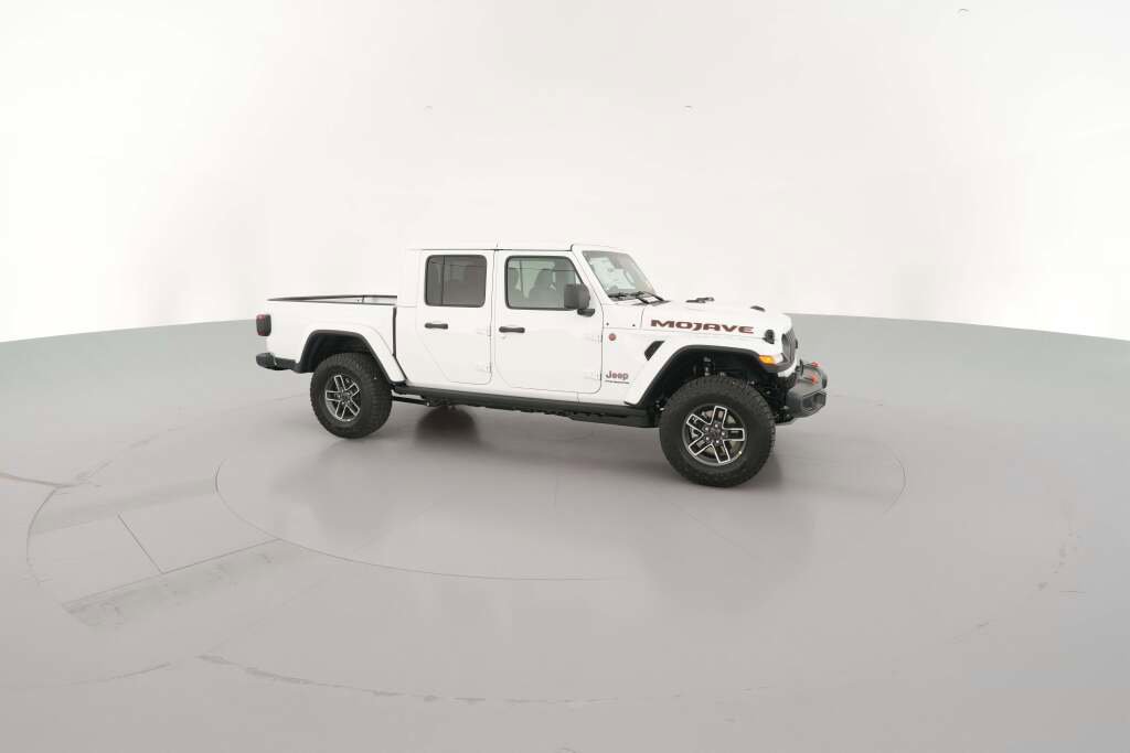New 2026 Jeep Gladiator Mojave image 15