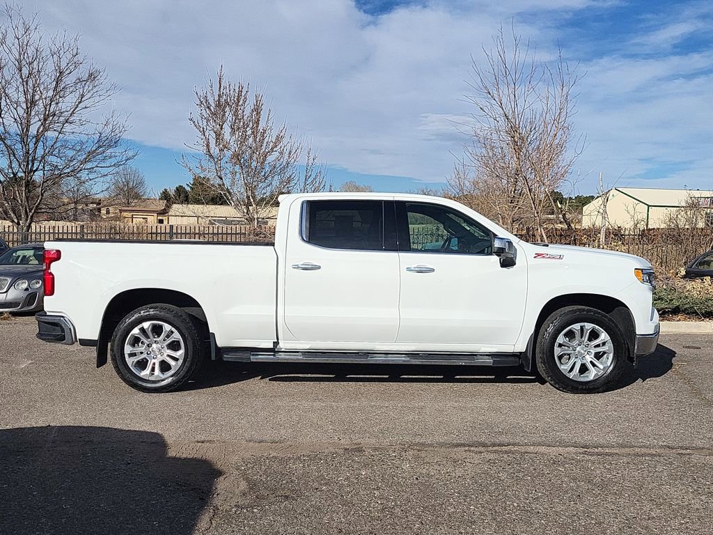 Used 2024 Chevrolet Silverado 1500 LTZ AWD/4WD image 3