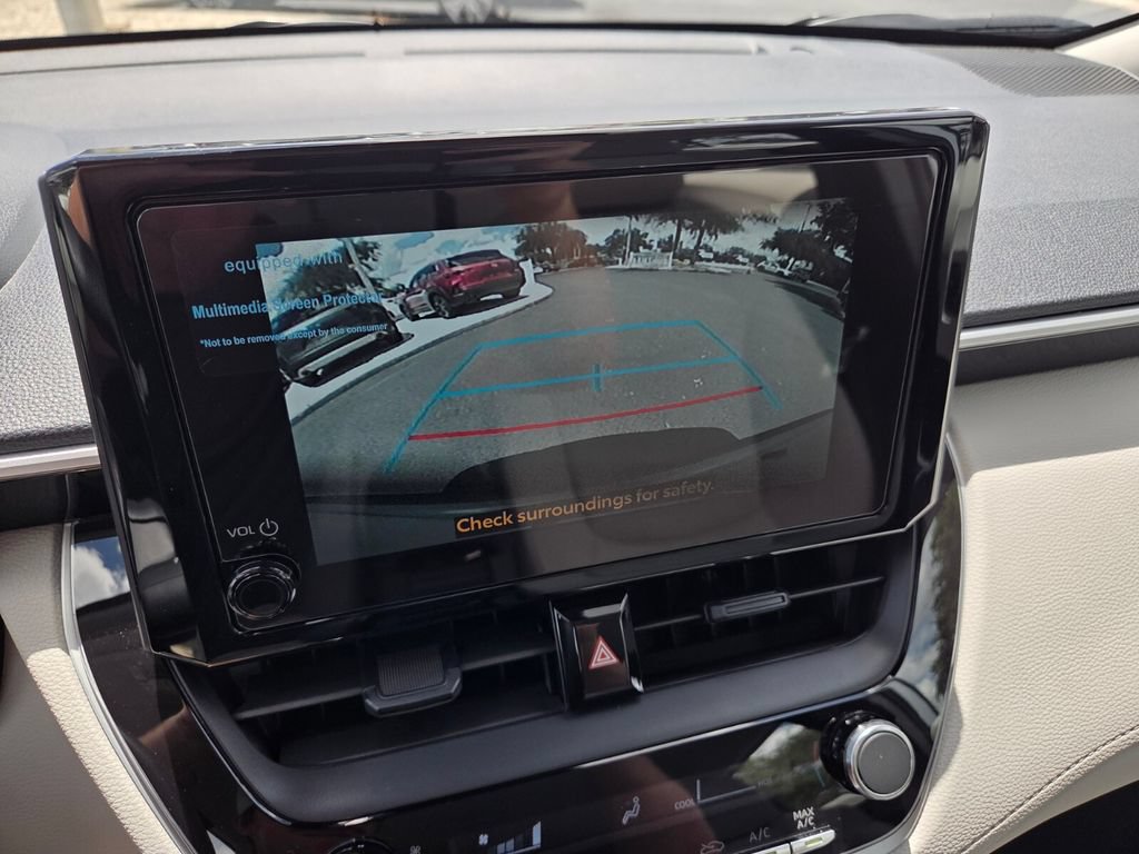 Used 2025 Toyota Corolla Cross L FWD image 30