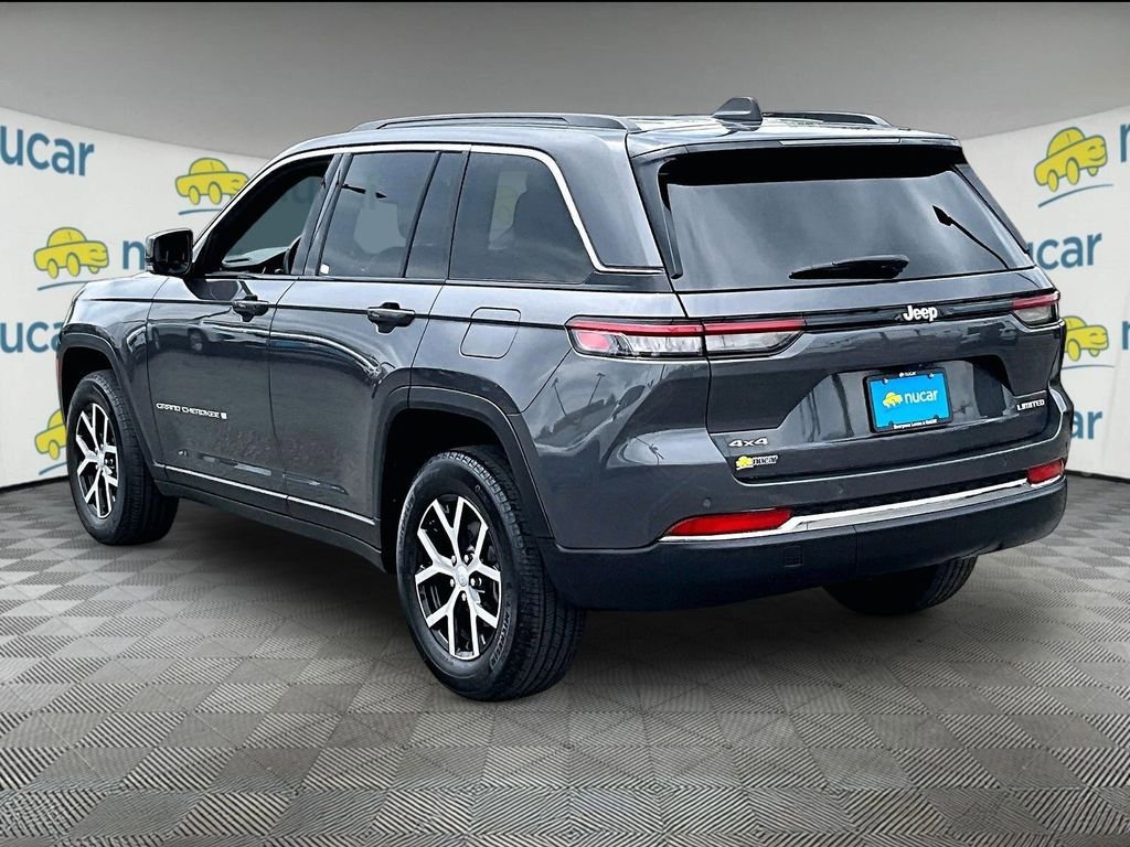 Used 2024 Jeep Grand Cherokee Limited AWD/4WD image 4
