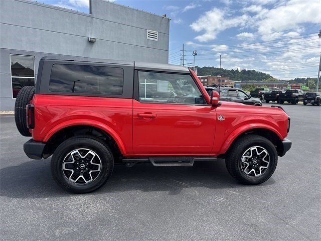 Used 2023 Ford Bronco Outer Banks image 6