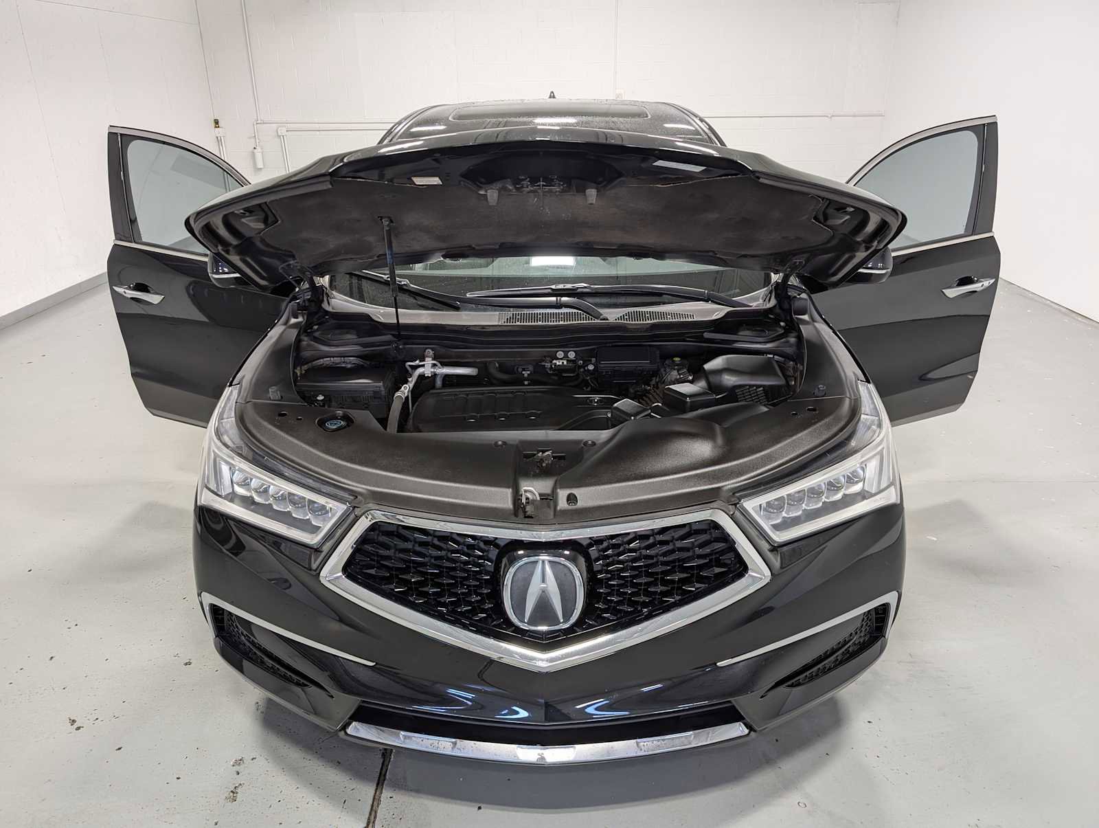 Used 2020 Acura MDX SH-AWD w/ Technology Package image 13
