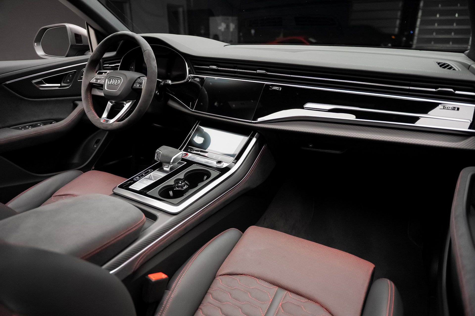 Used 2026 Audi RS Q8 performance image 60