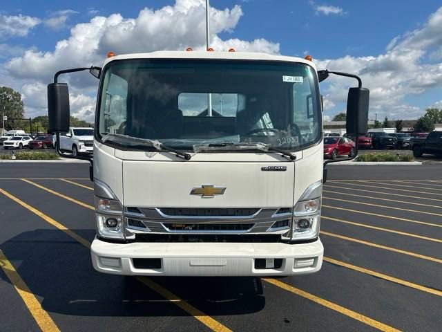 New 2024 Chevrolet Low Cab Forward image 8