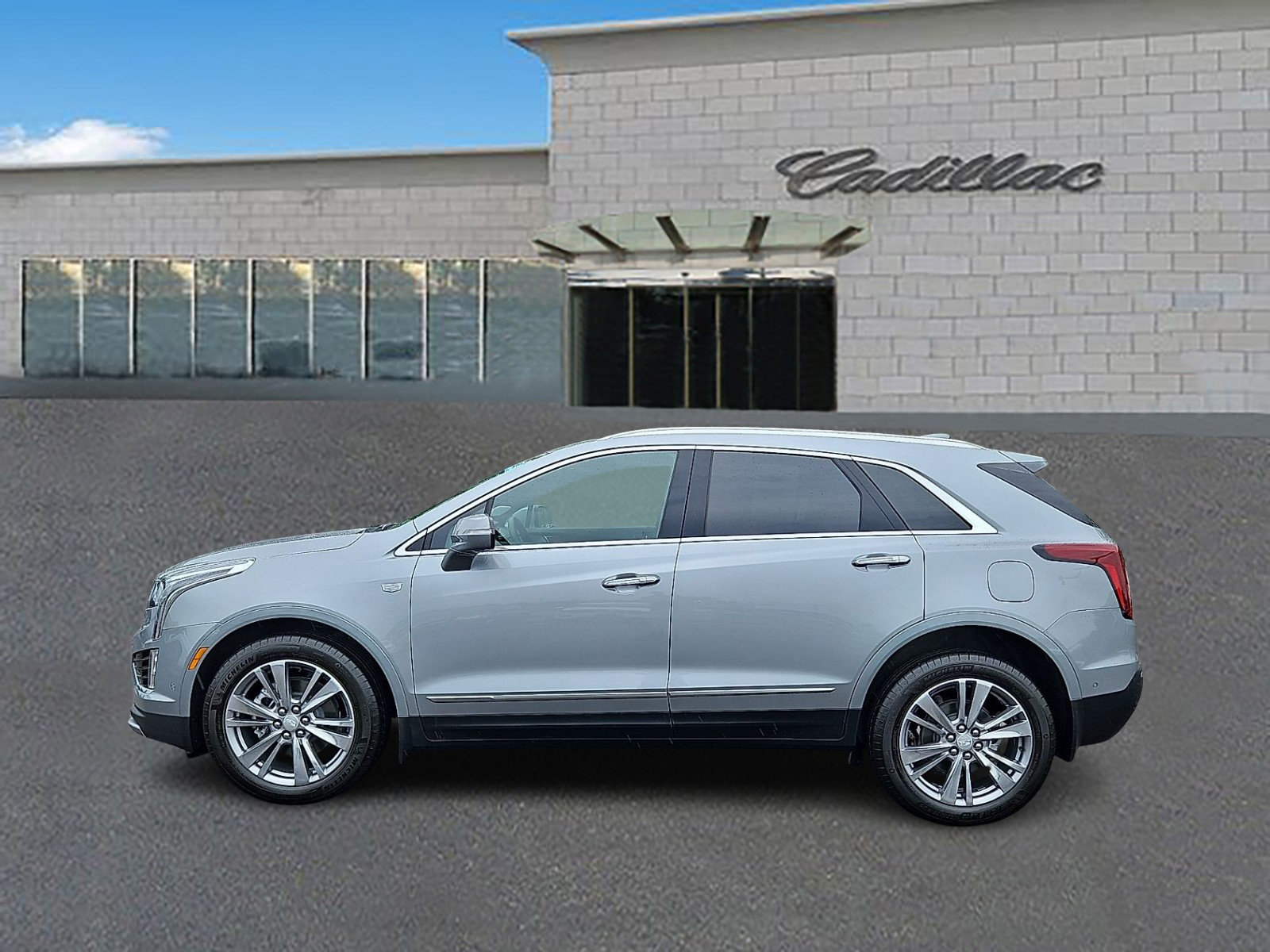 Certified 2026 Cadillac XT5 Premium Luxury w/ Driver Assist Package AWD/4WD image 7