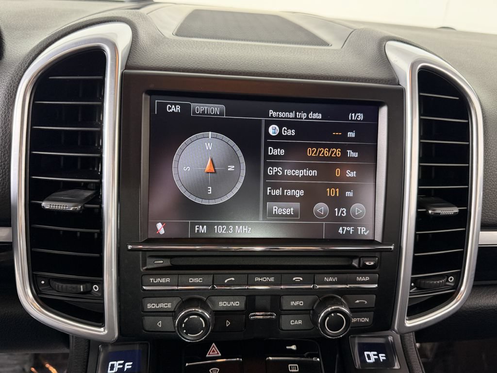 Used 2011 Porsche Cayenne AWD/4WD image 23