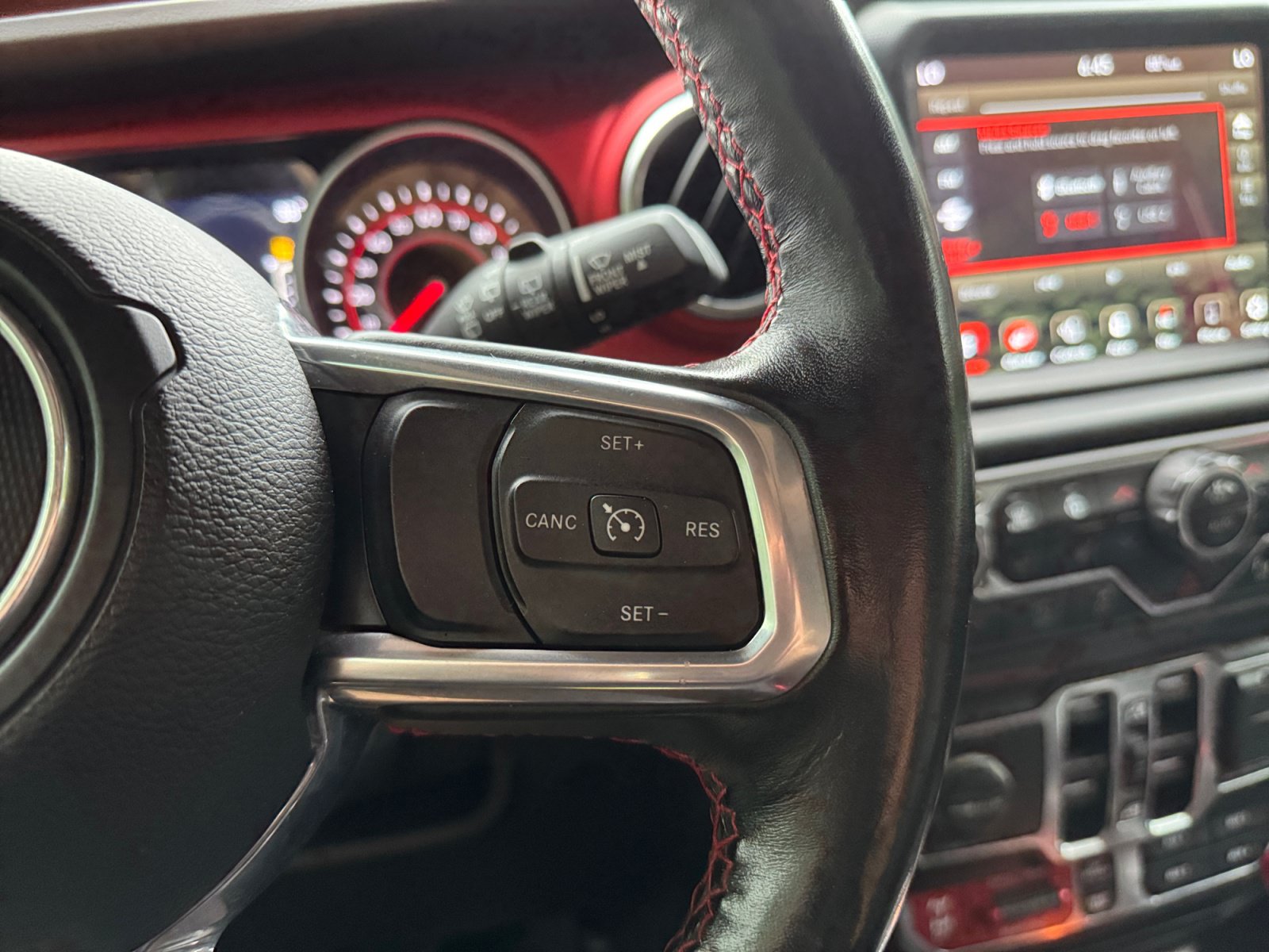 Used 2021 Jeep Wrangler Unlimited Rubicon AWD/4WD image 23