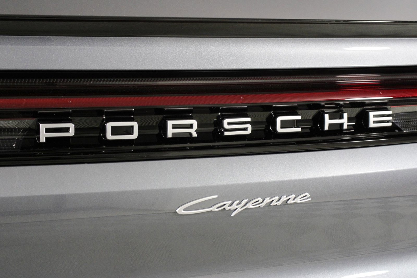 New 2026 Porsche Cayenne Coupe AWD/4WD image 22