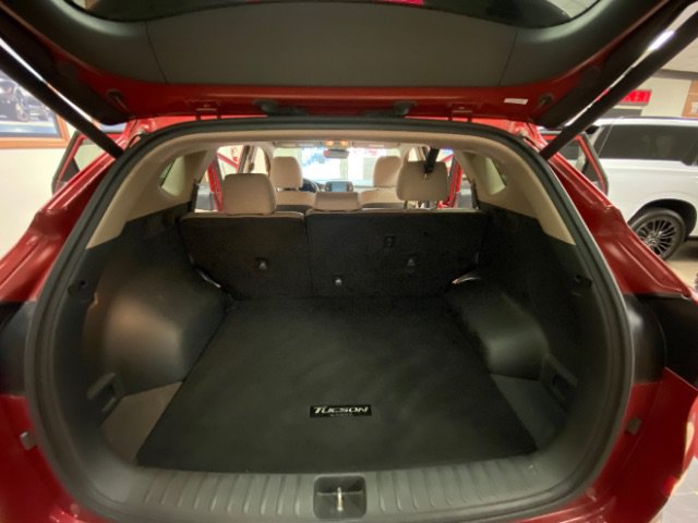 Used 2021 Hyundai Tucson Limited AWD/4WD image 14