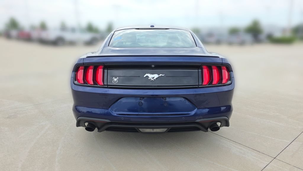 Used 2018 Ford Mustang Coupe w/ Equipment Group 101A RWD image 4