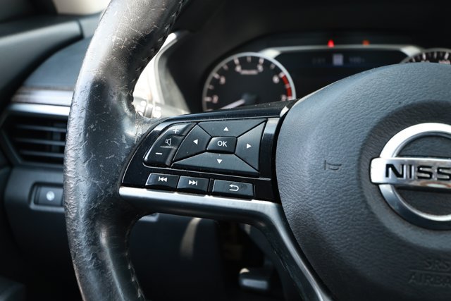 Used 2019 Nissan Altima 2.0 Edition One FWD image 13