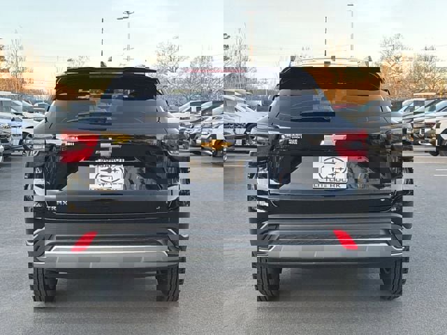 Used 2024 Chevrolet Trax LT image 4