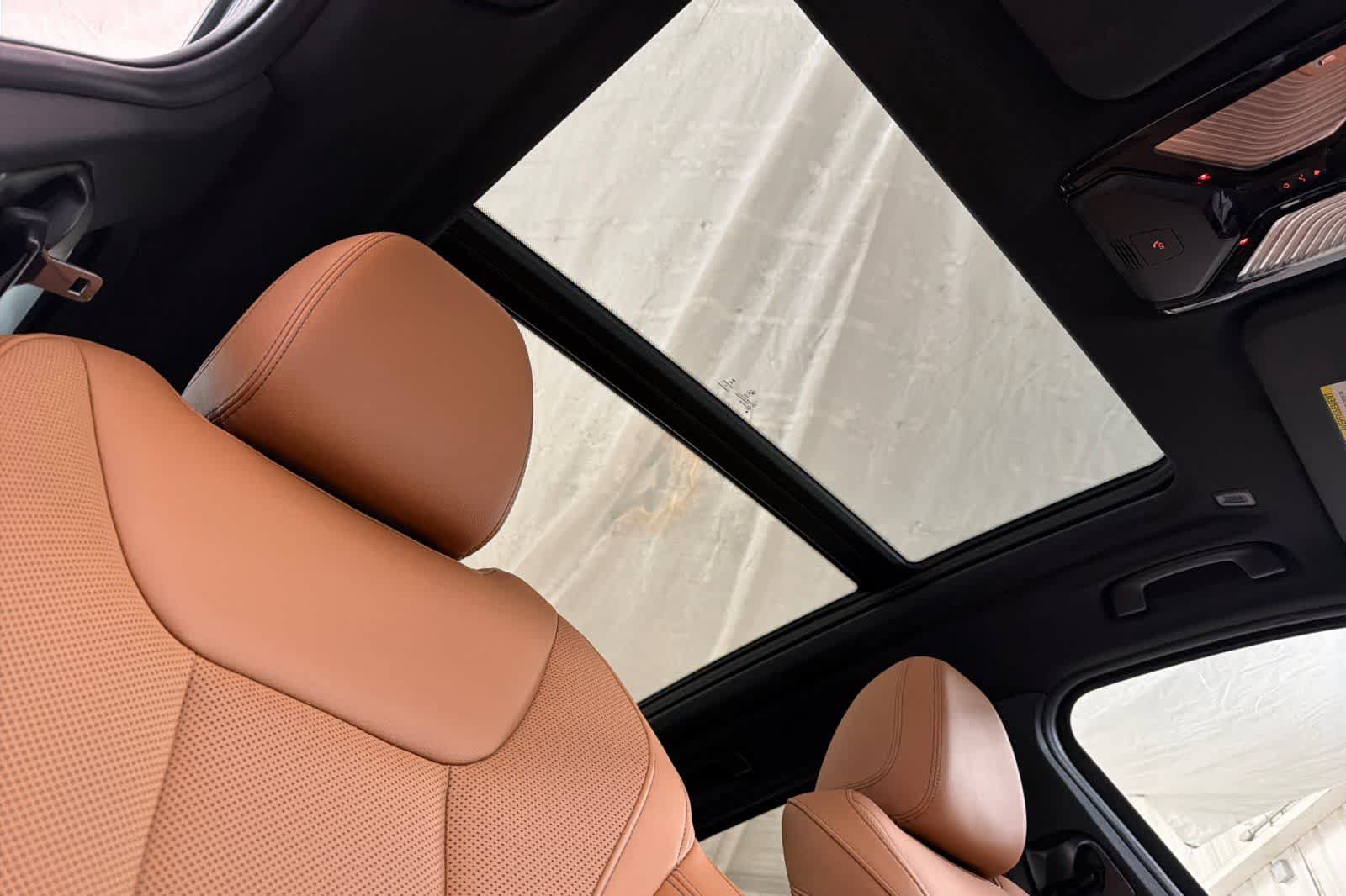 Used 2022 BMW X3 sDrive30i w/ M Sport Package RWD image 17