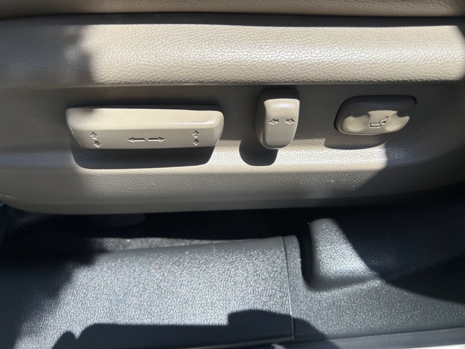 Used 2017 Honda Ridgeline RTL-T image 23