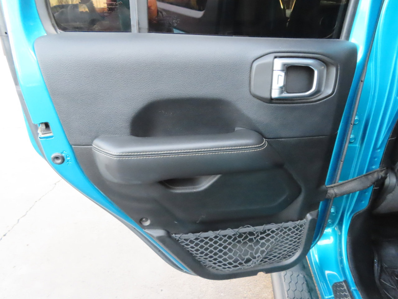 Used 2019 Jeep Wrangler Unlimited Sahara image 37