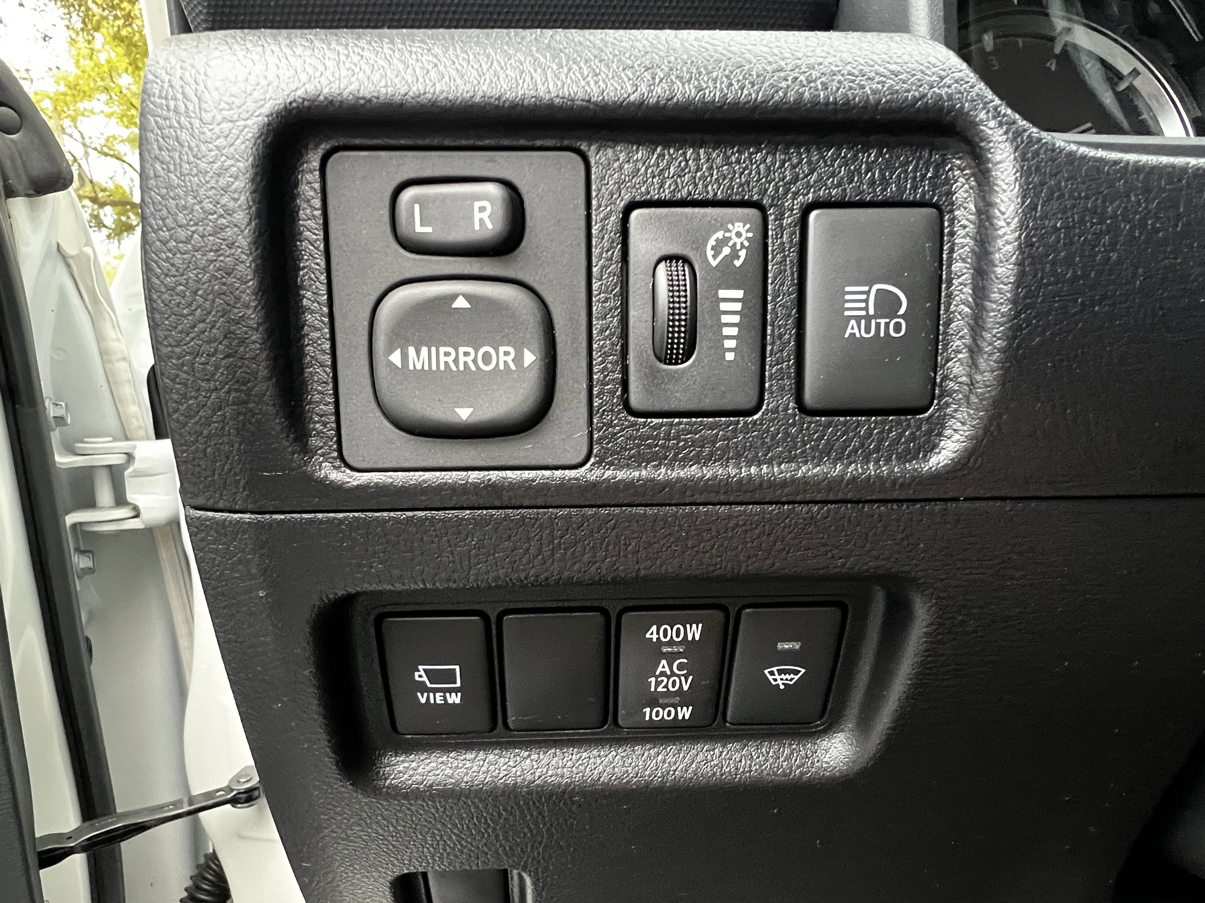 Used 2023 Toyota 4Runner Limited image 15