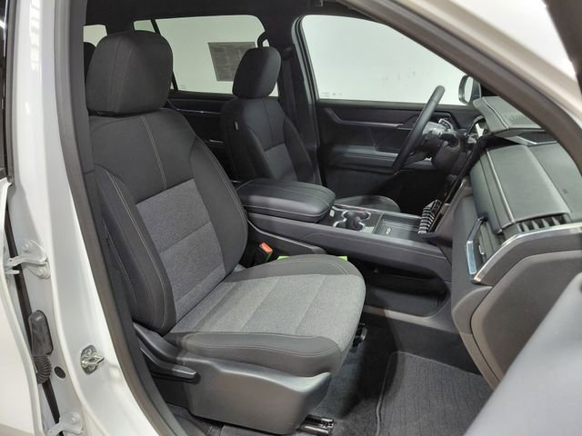 Used 2025 GMC Acadia Elevation AWD/4WD image 42