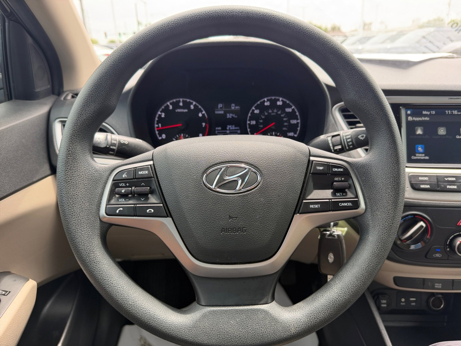 Used 2018 Hyundai Accent SEL FWD image 9