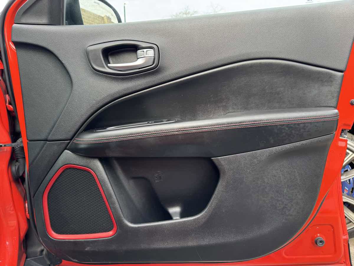 Used 2019 Jeep Compass Trailhawk w/ Cold Weather Group image 30