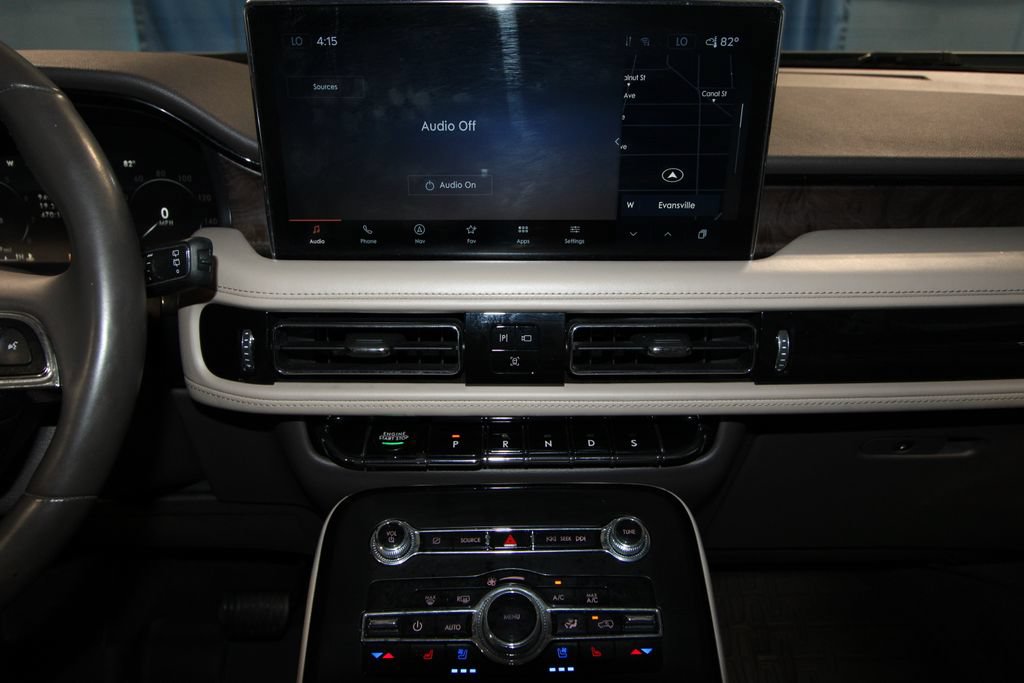 Used 2021 Lincoln Nautilus Reserve w/ Equipment Group 202A AWD/4WD image 17