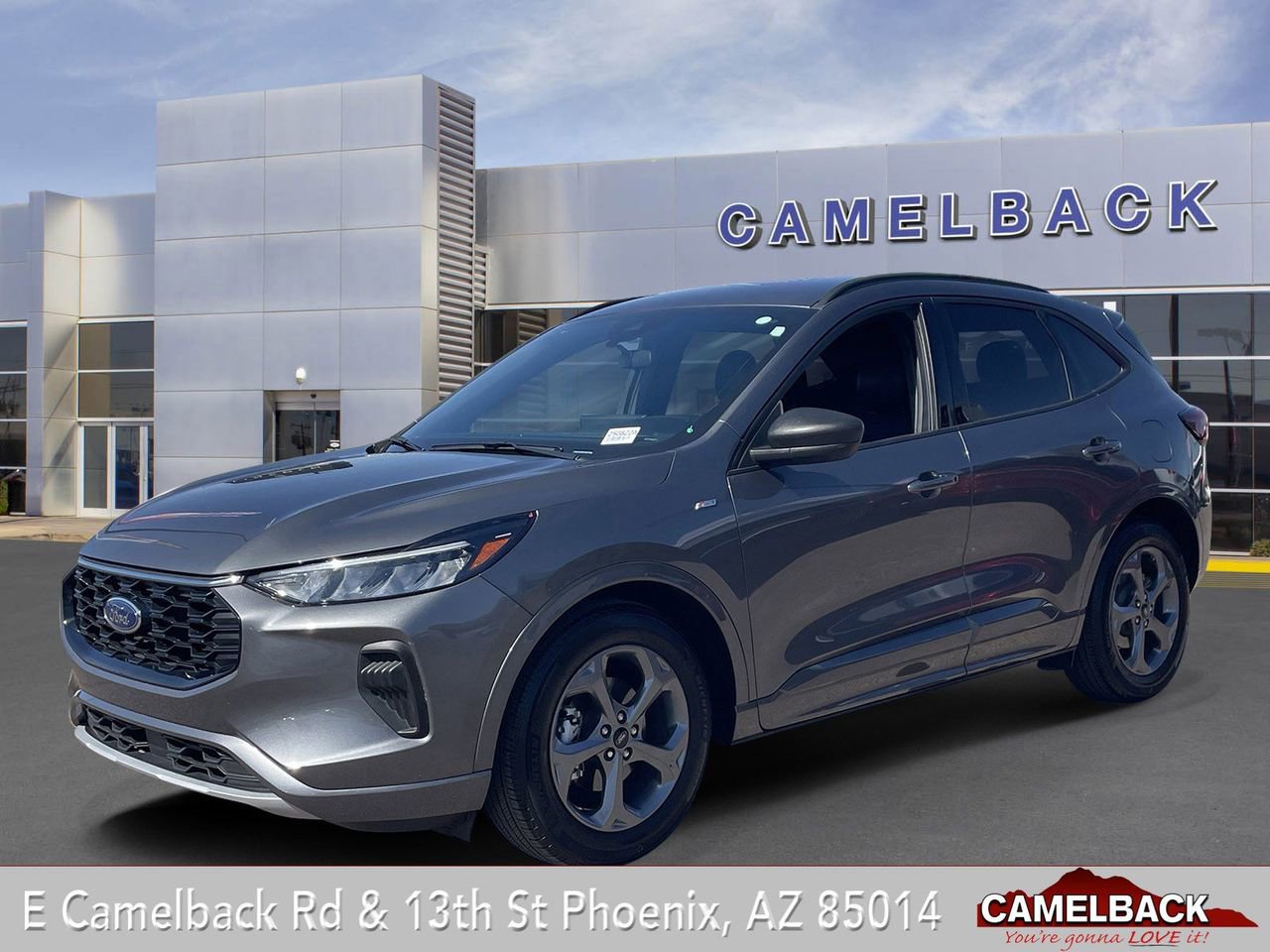 Used 2023 Ford Escape ST-Line w/ Tech Pack #1 FWD image 1
