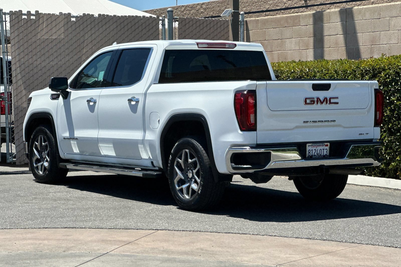 Certified 2023 GMC Sierra 1500 SLT w/ SLT Premium Package RWD image 6