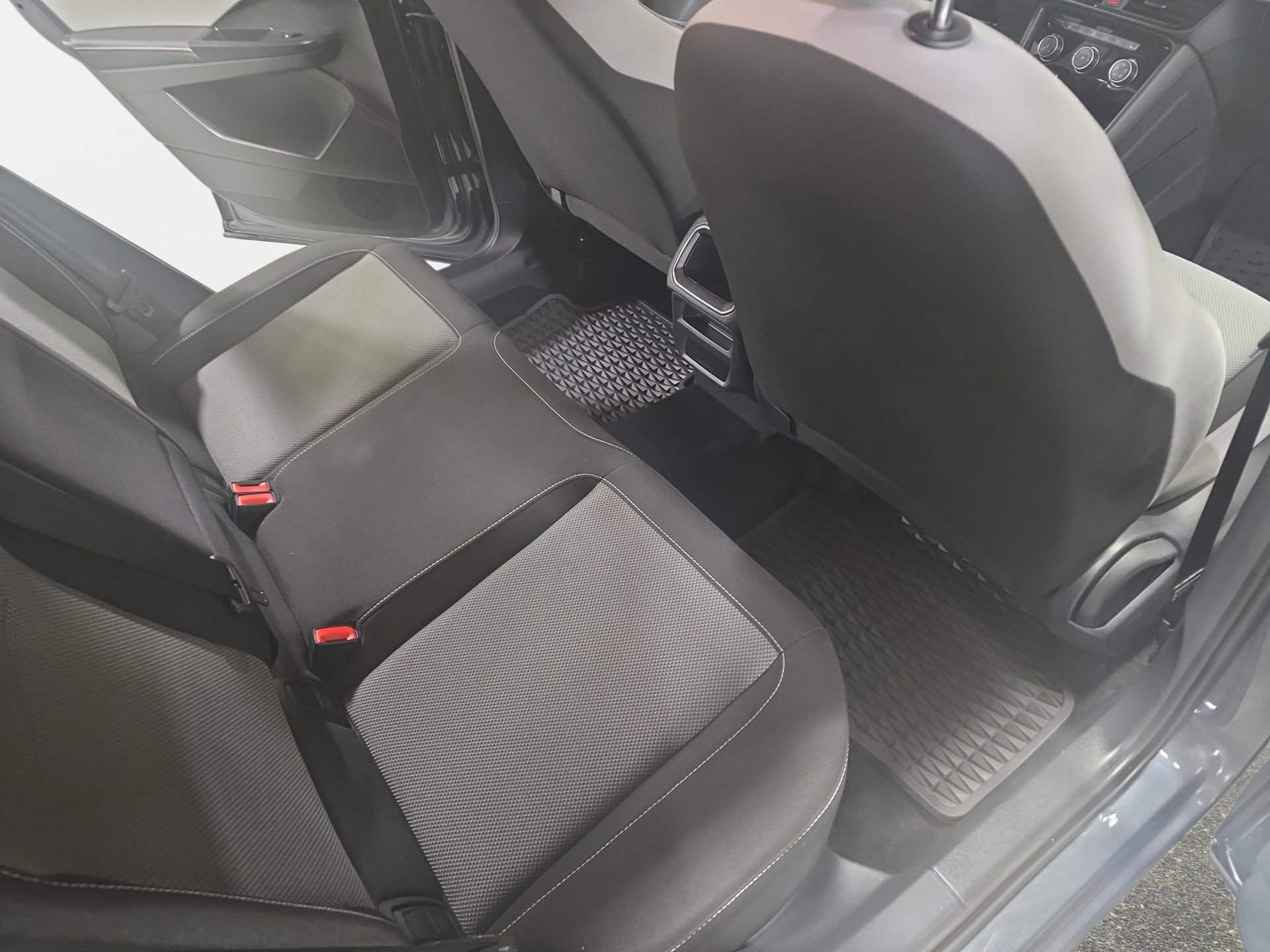 Used 2024 Volkswagen Taos S image 11