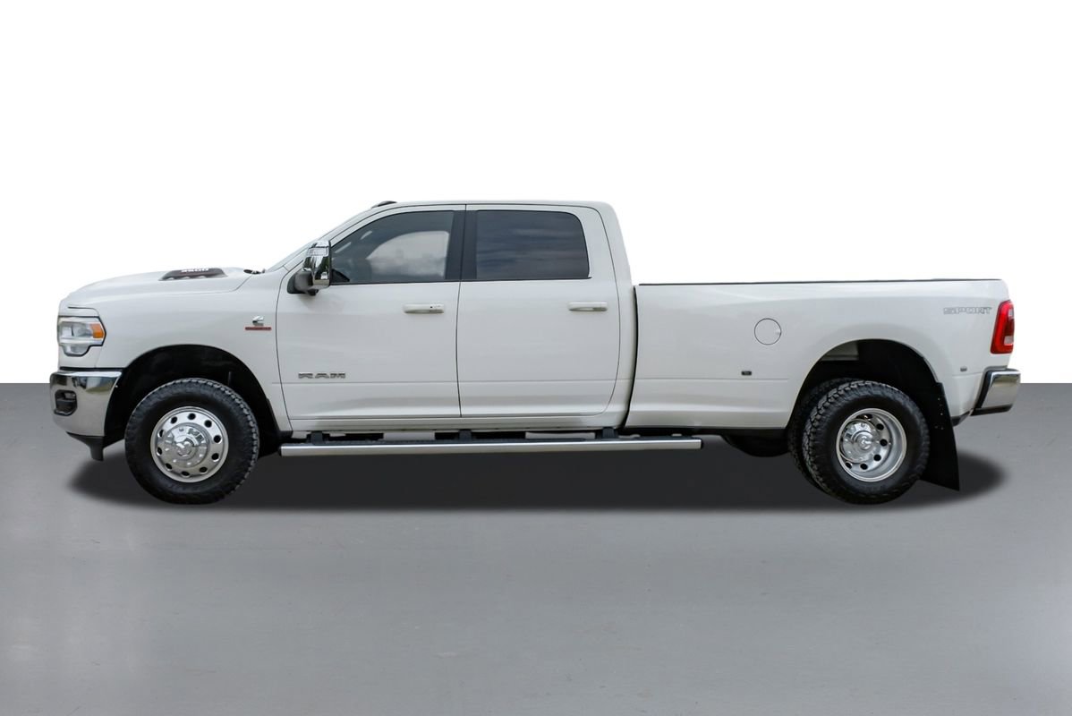 Used 2024 RAM 3500 Laramie w/ Sport Appearance Package image 9