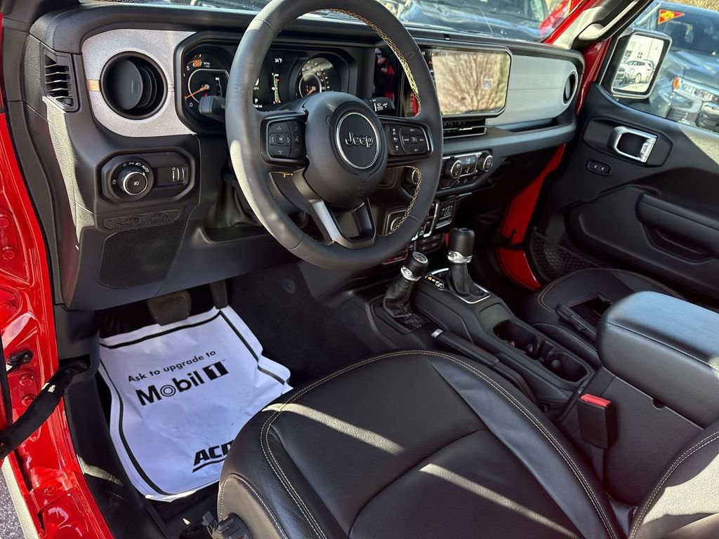 Used 2024 Jeep Wrangler Willys image 13