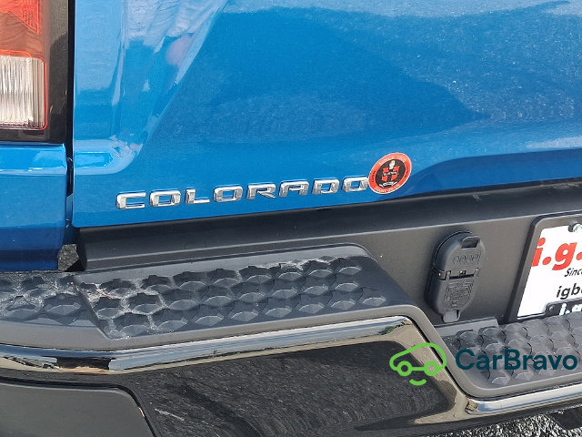 Used 2024 Chevrolet Colorado Trail Boss w/ Advanced Trailering Package AWD/4WD image 30