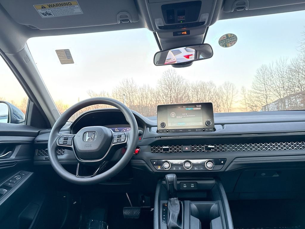 Used 2024 Honda Accord EX image 22