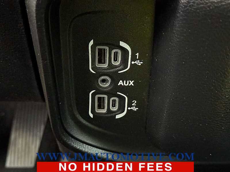 Used 2019 RAM 1500 Laramie w/ Bed Utility Group image 36