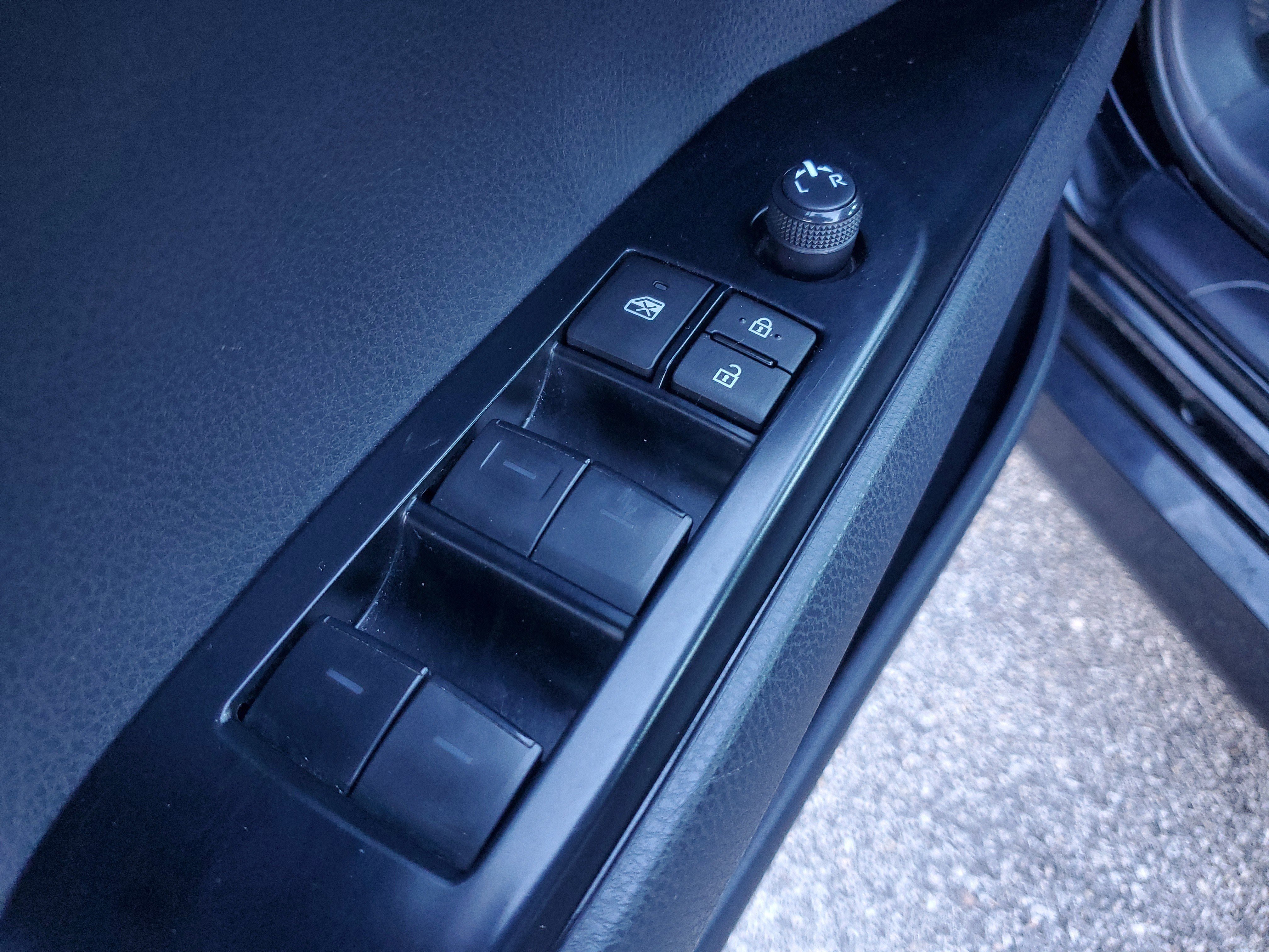 Certified 2025 Toyota Camry Hybrid image 18