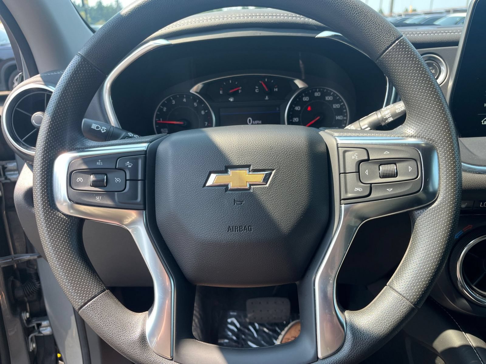 Used 2025 Chevrolet Blazer LT FWD image 29